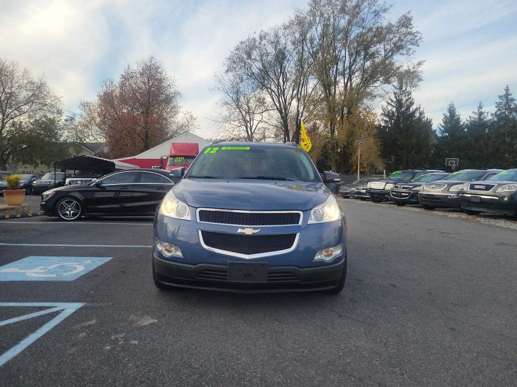 2012 Chevrolet Traverse Image 1