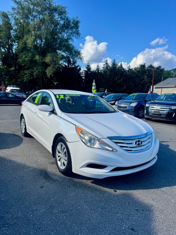 2012 Hyundai Sonata Image 2