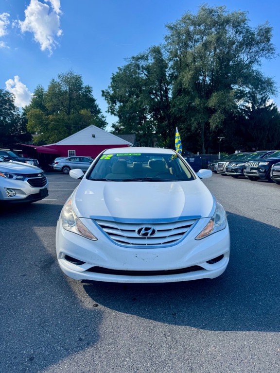 2012 Hyundai Sonata Image 3