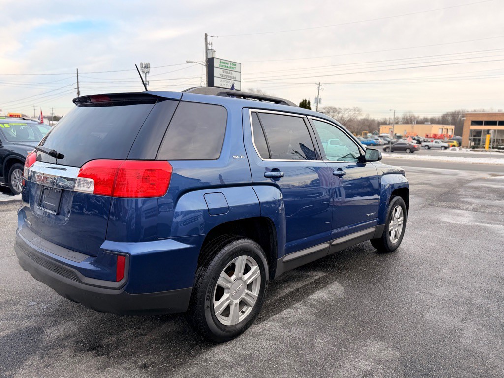 2016 GMC Terrain Image 4