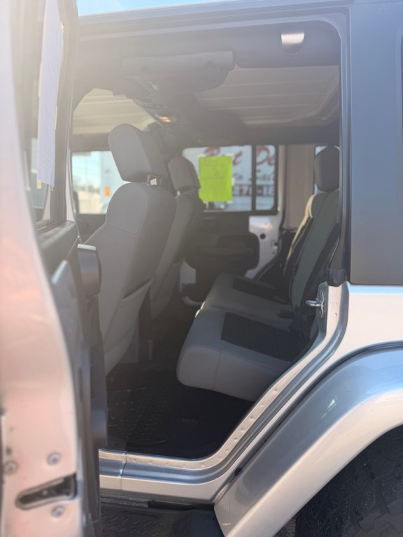 2010 Jeep Wrangler Unlimited Image 7