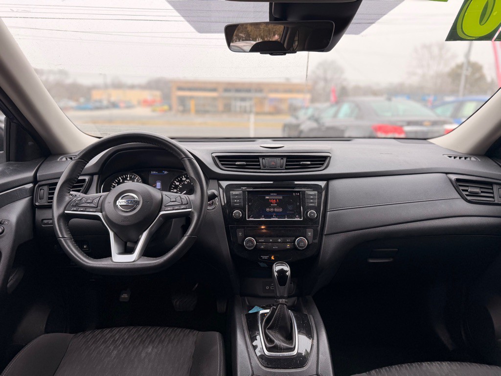 2020 Nissan Rogue Image 6