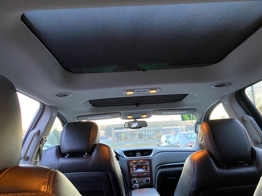 2017 Chevrolet Traverse Image 12