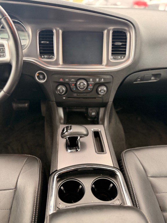 2012 Dodge Charger Image 8
