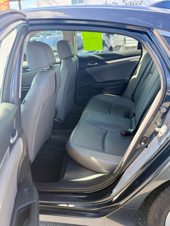 2017 Honda Civic Image 8