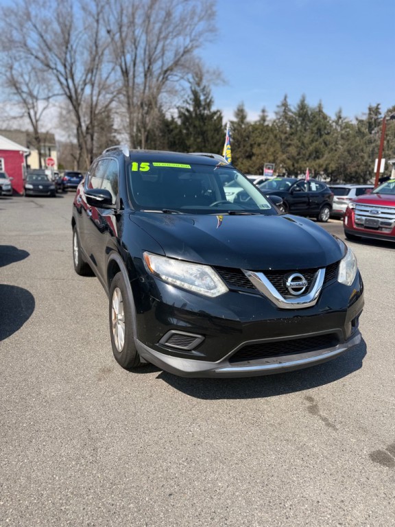 2015 Nissan Rogue Image 2