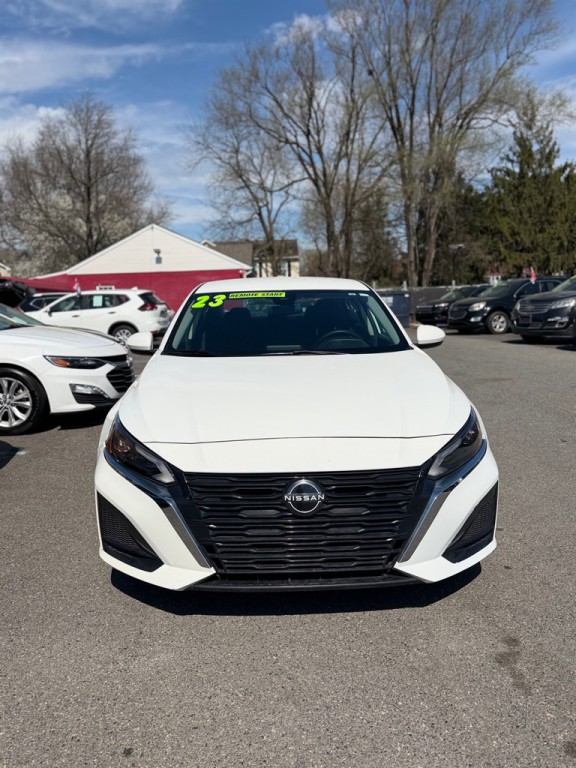 2023 Nissan Altima Image 1