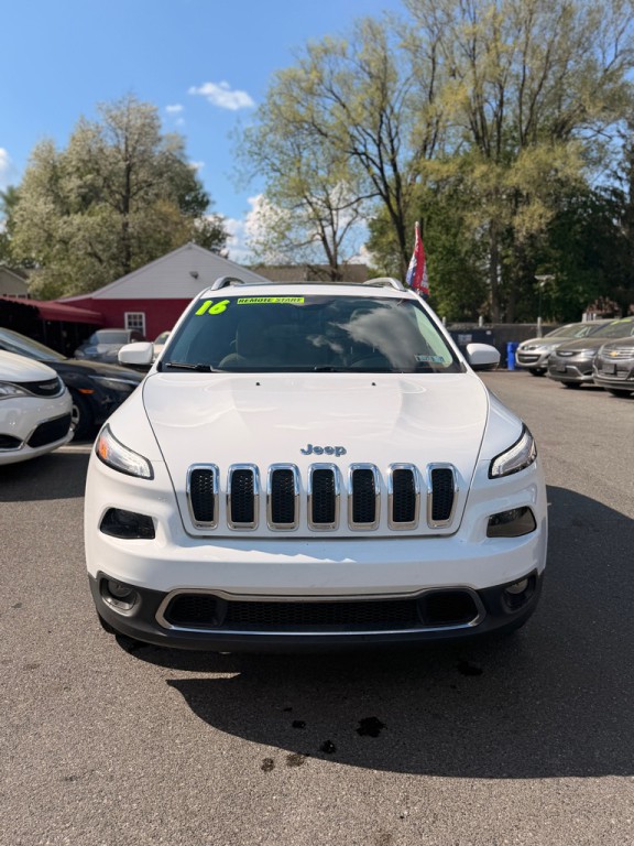 2016 Jeep Cherokee Image 2