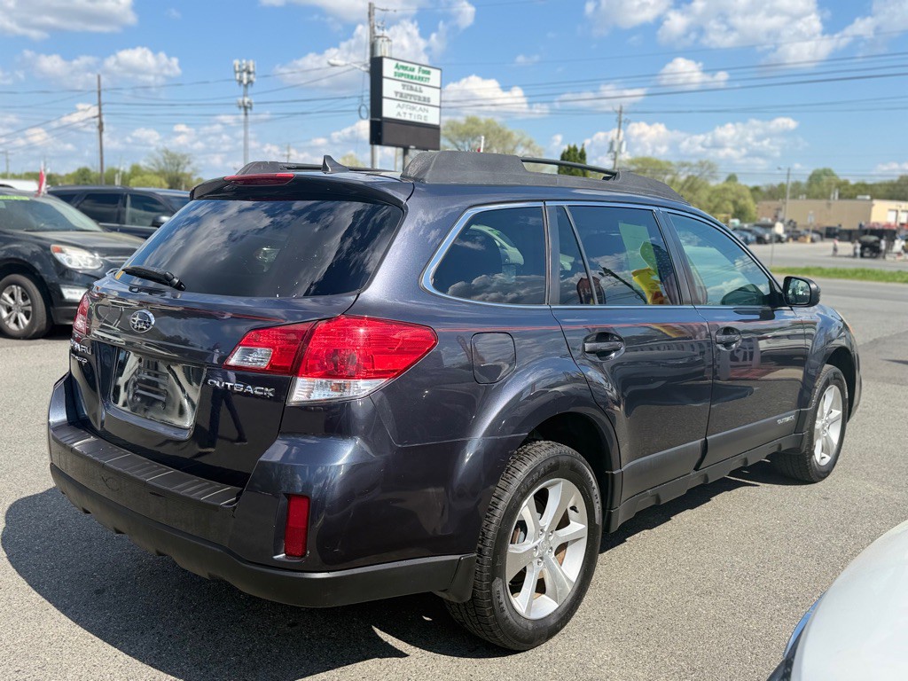 2013 Subaru Outback Image 4