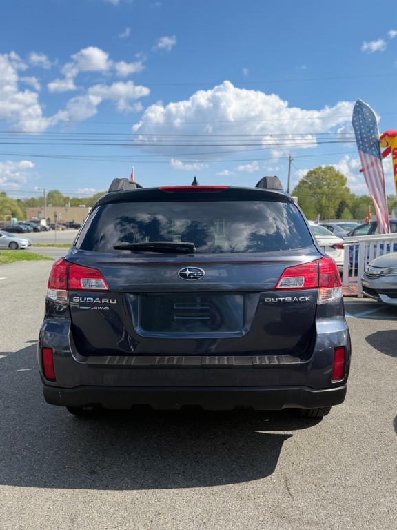 2013 Subaru Outback Image 5