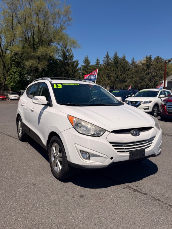 2013 Hyundai Tucson Image 3