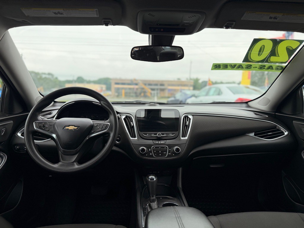 2020 Chevrolet Malibu Image 6