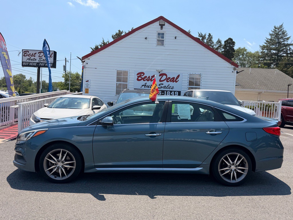 2015 Hyundai Sonata Image 1