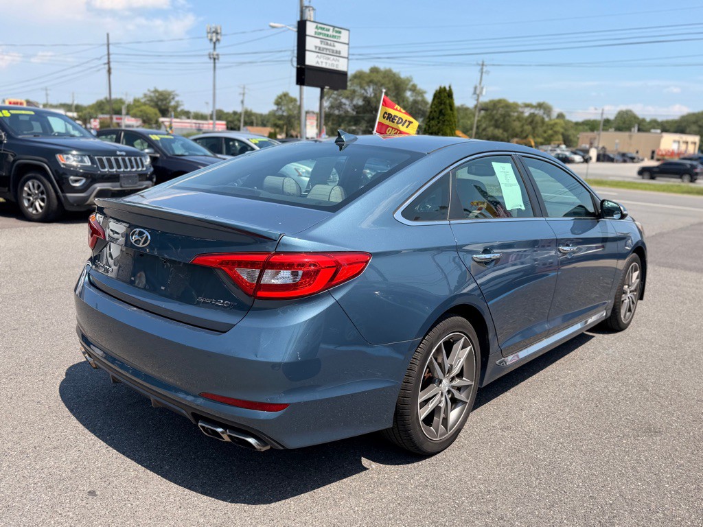 2015 Hyundai Sonata Image 4