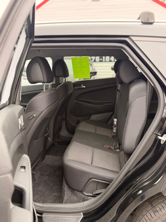 2017 Hyundai Tucson Image 8