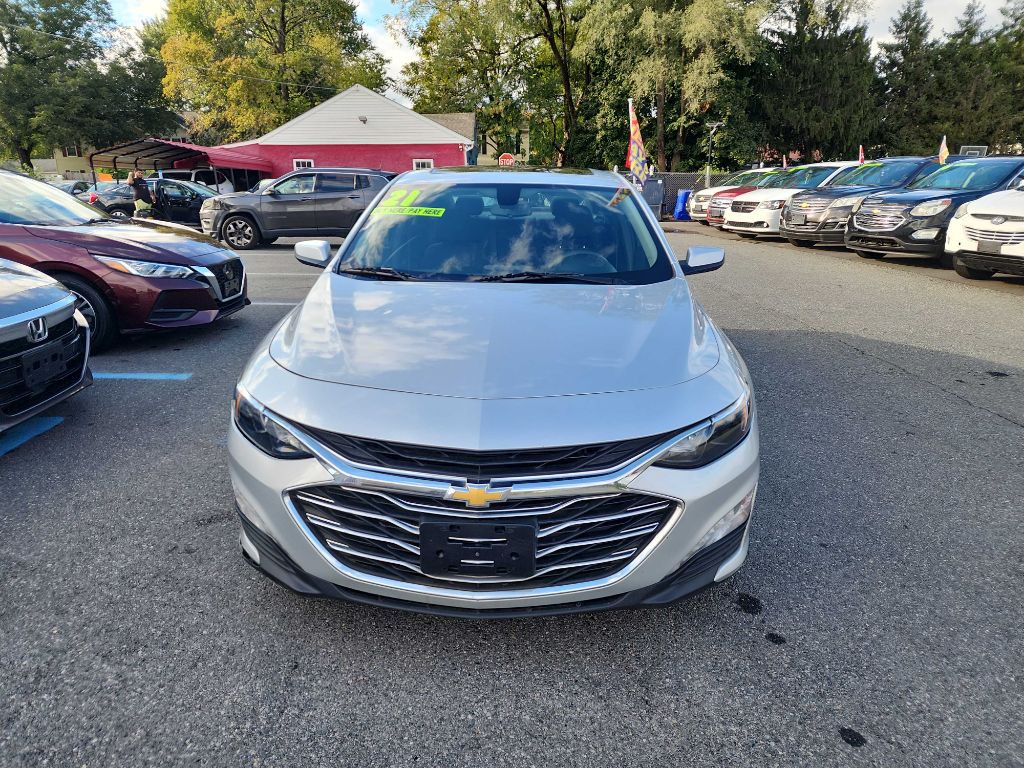 2021 Chevrolet Malibu Image 4