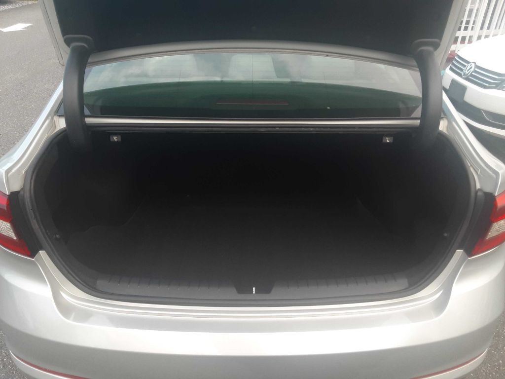 2017 Hyundai Sonata Image 10