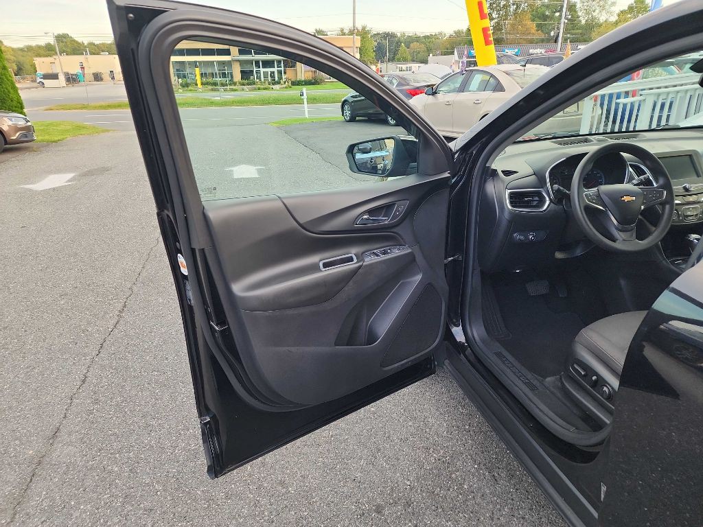 2018 Chevrolet Equinox Image 8