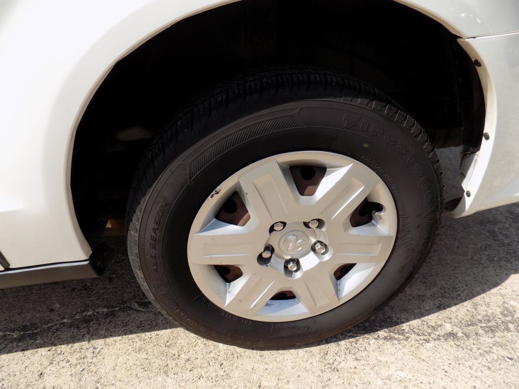 2012 Dodge Ram Van Image 9