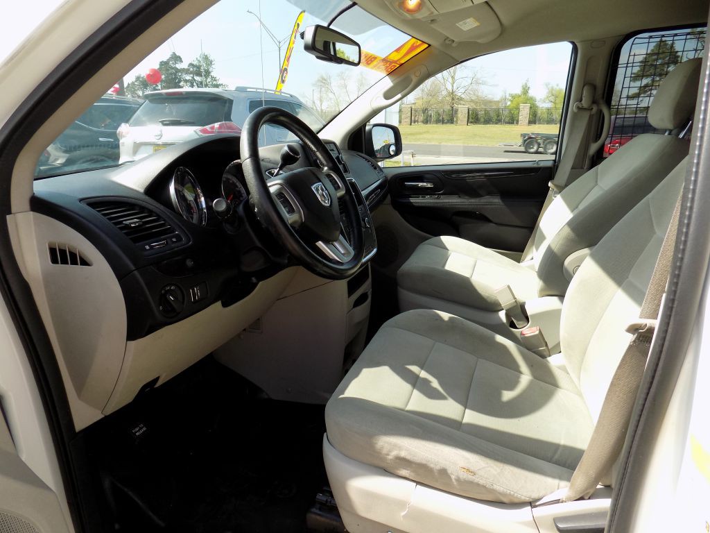 2012 Dodge Ram Van Image 11