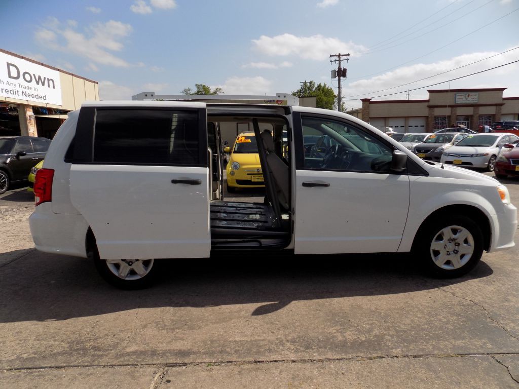 2012 Dodge Ram Van Image 14