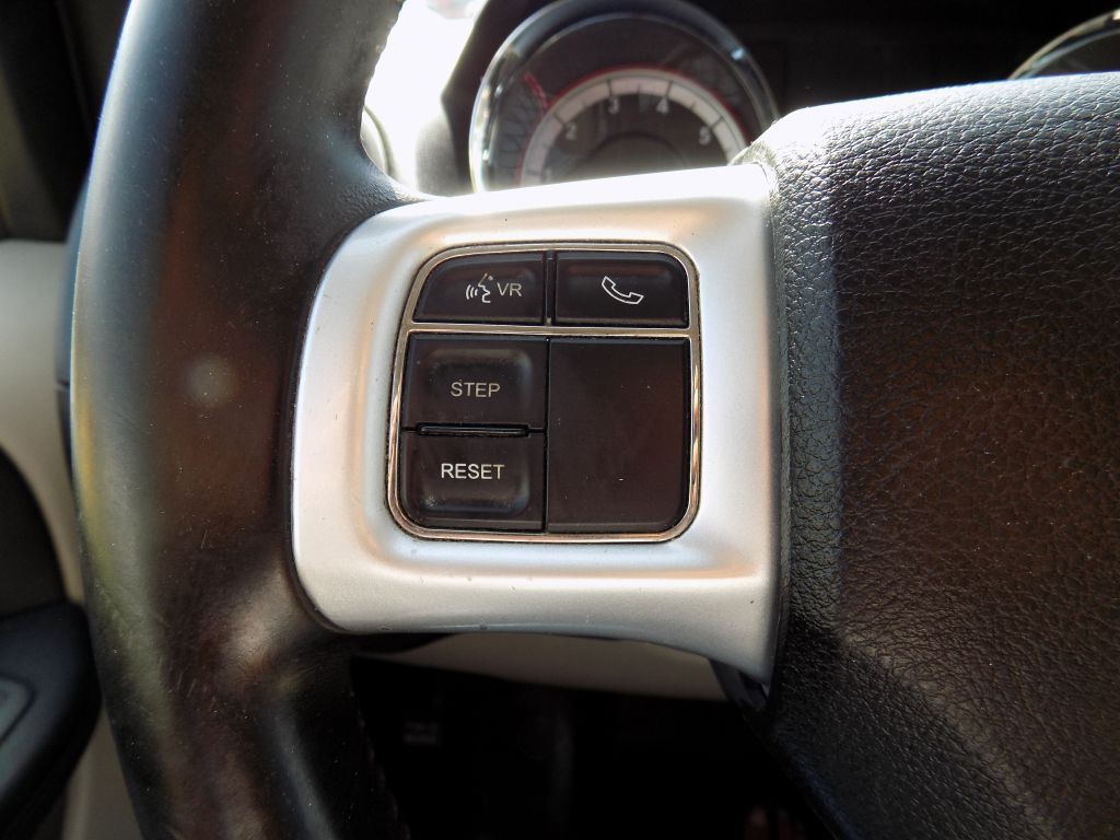 2012 Dodge Ram Van Image 17