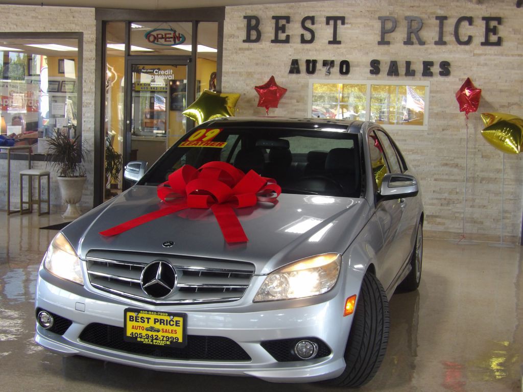 2009 Mercedes-Benz C-Class Image 3