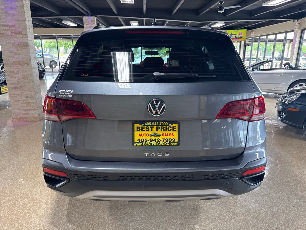 2022 Volkswagen Taos Image 6