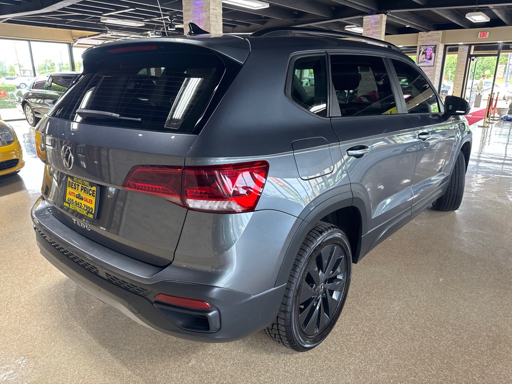 2022 Volkswagen Taos Image 8