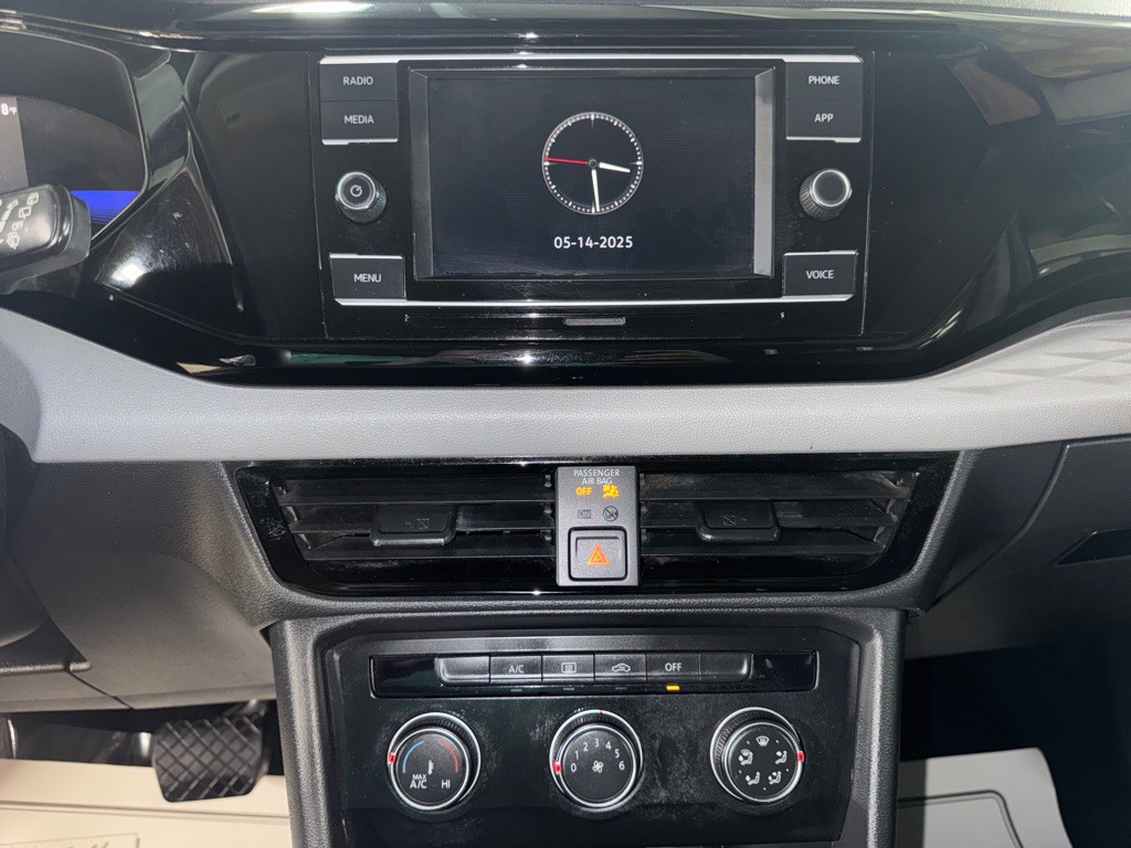 2022 Volkswagen Taos Image 14
