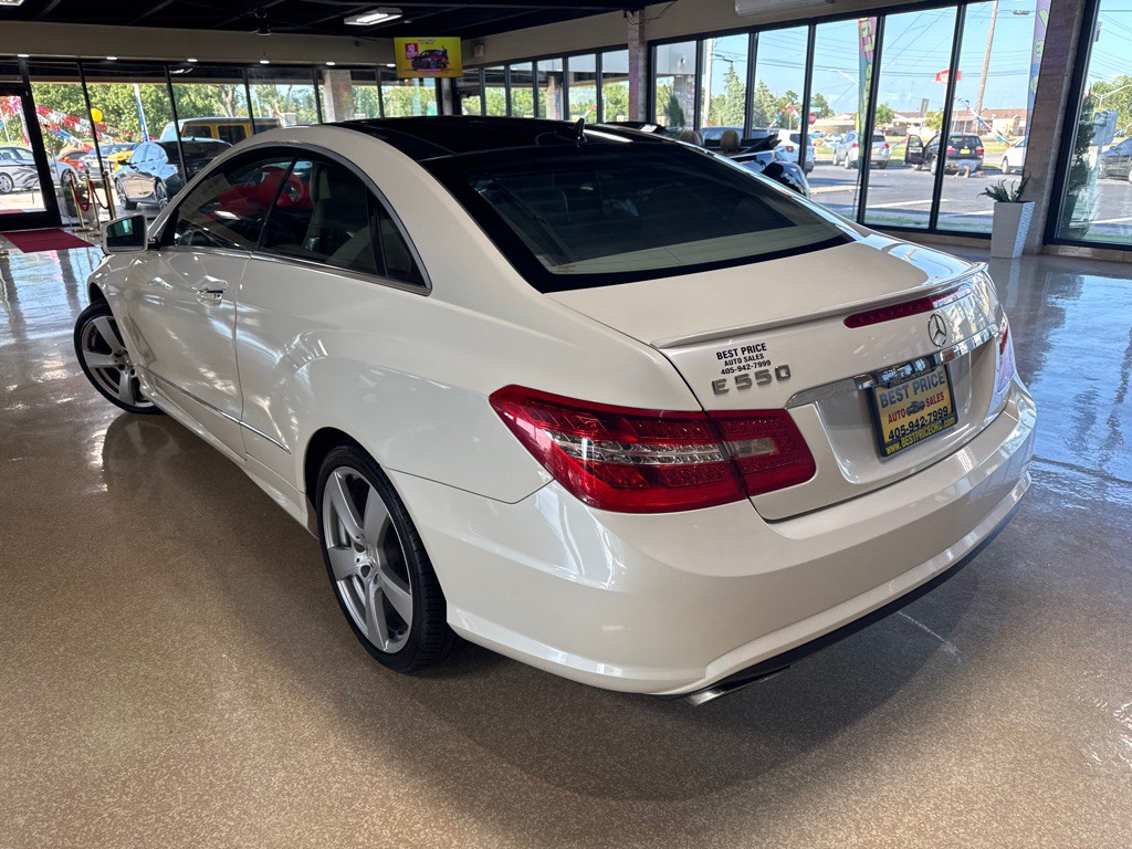 2011 Mercedes-Benz E-Class Image 5