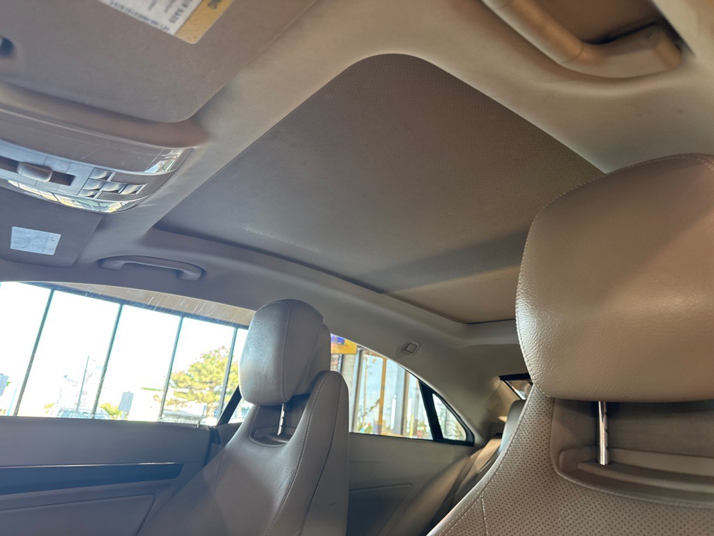 2011 Mercedes-Benz E-Class Image 19