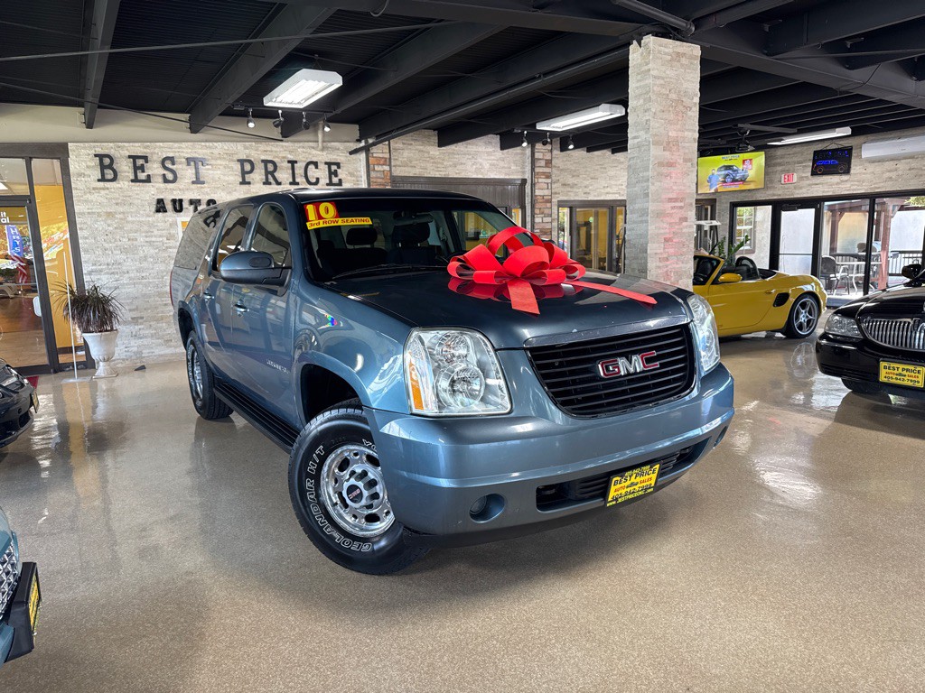 2010 GMC Yukon Image 1