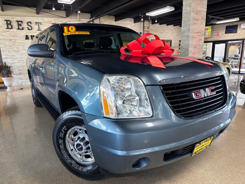 2010 GMC Yukon Image 2