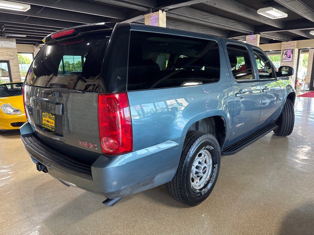 2010 GMC Yukon Image 8