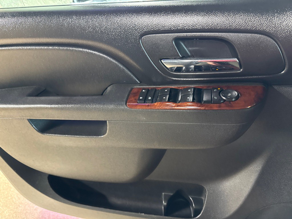 2010 GMC Yukon Image 18