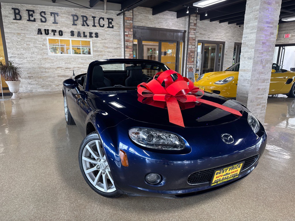 2008 Mazda MX-5 Miata Image 2