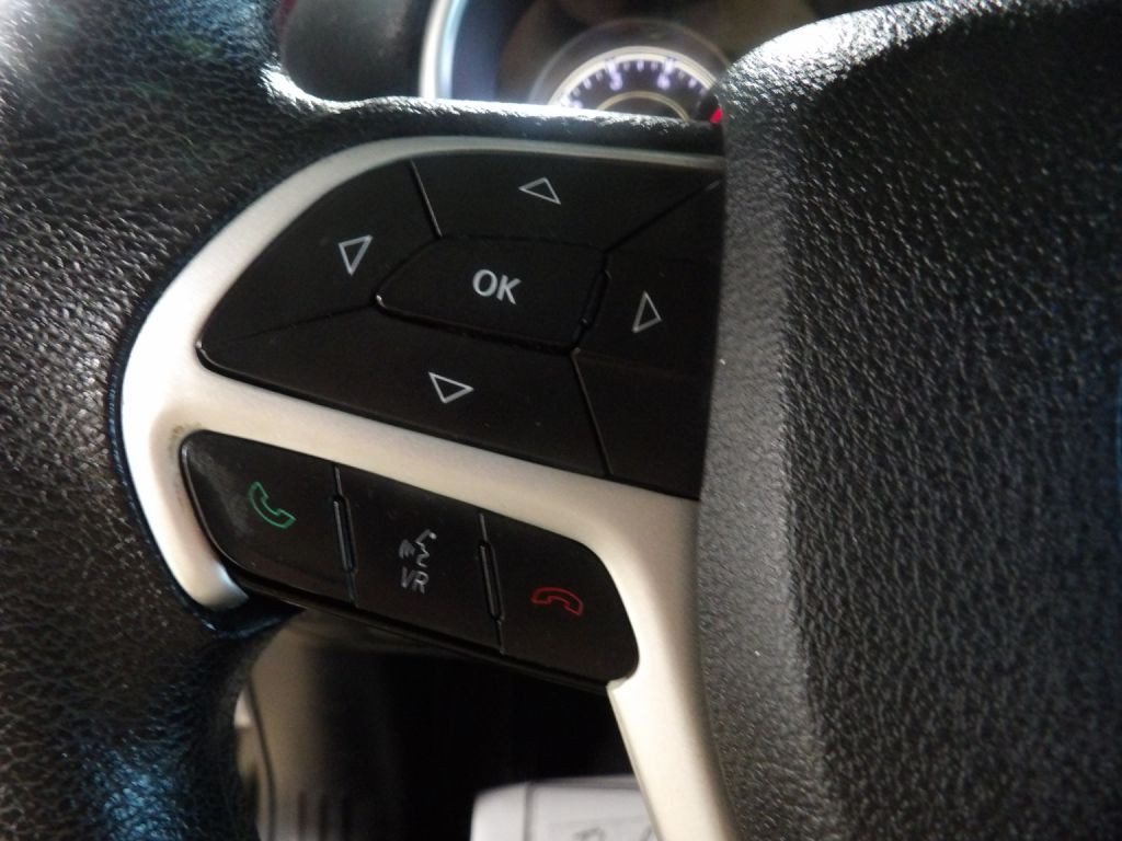 2014 Jeep Cherokee Image 12