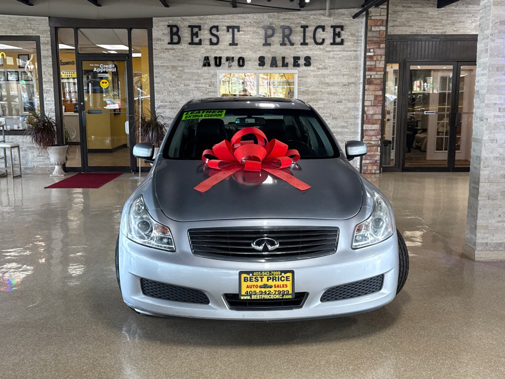 2007 INFINITI G35 Image 2
