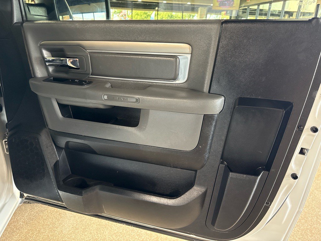 2016 Dodge Ram 1500 Image 12