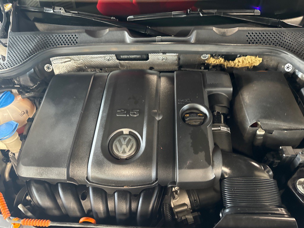 2013 Volkswagen Beetle Image 17