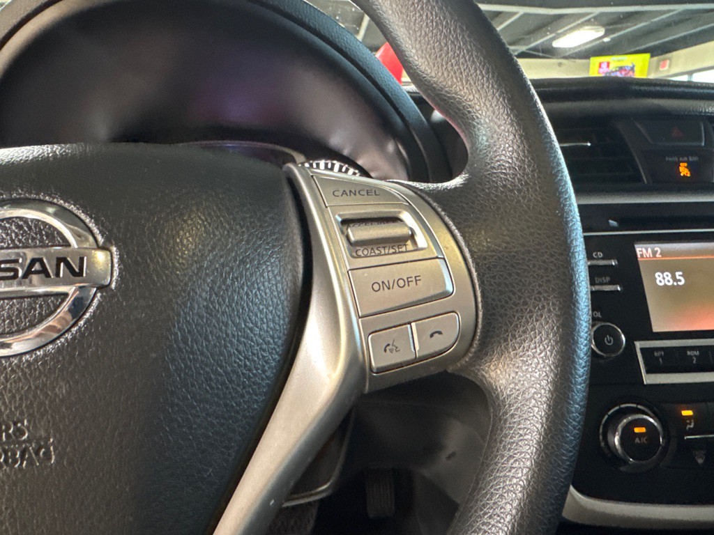 2017 Nissan Altima Image 15
