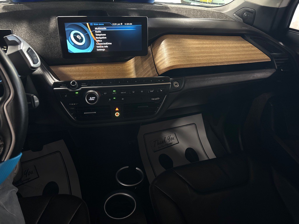 2014 BMW i3 Image 13