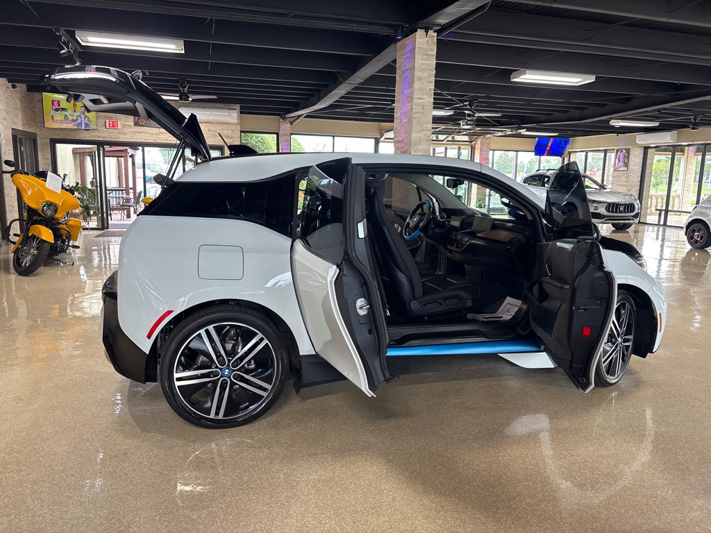 2014 BMW i3 Image 16
