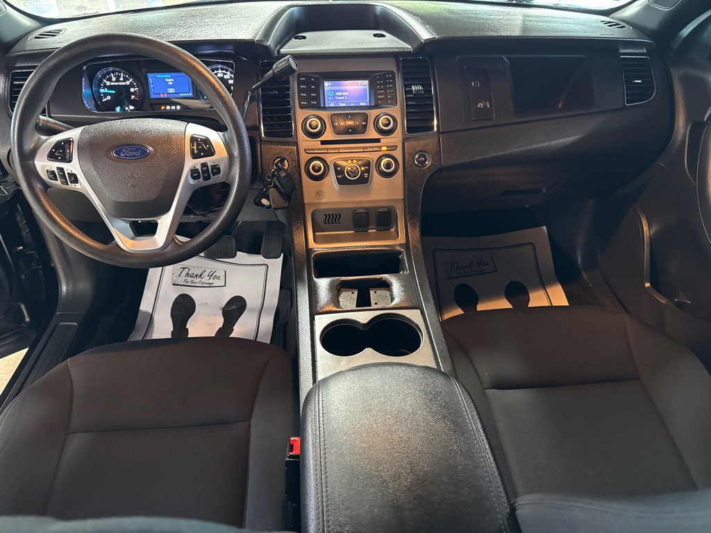 2017 Ford Taurus Image 6