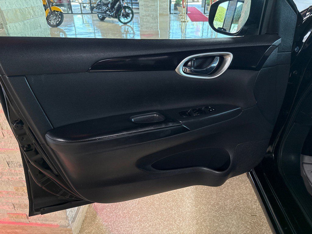 2018 Nissan Sentra Image 11