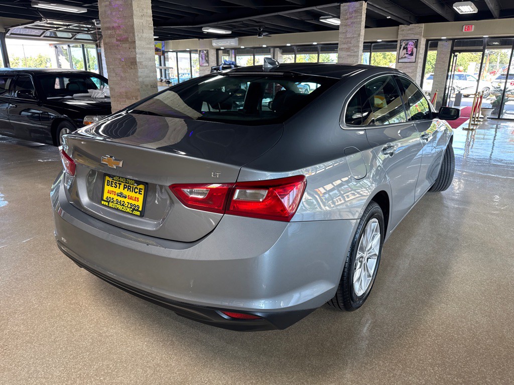 2023 Chevrolet Malibu Image 7