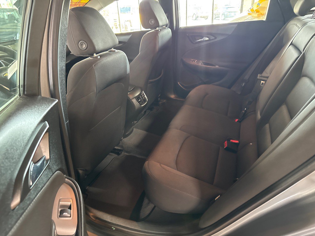 2023 Chevrolet Malibu Image 10