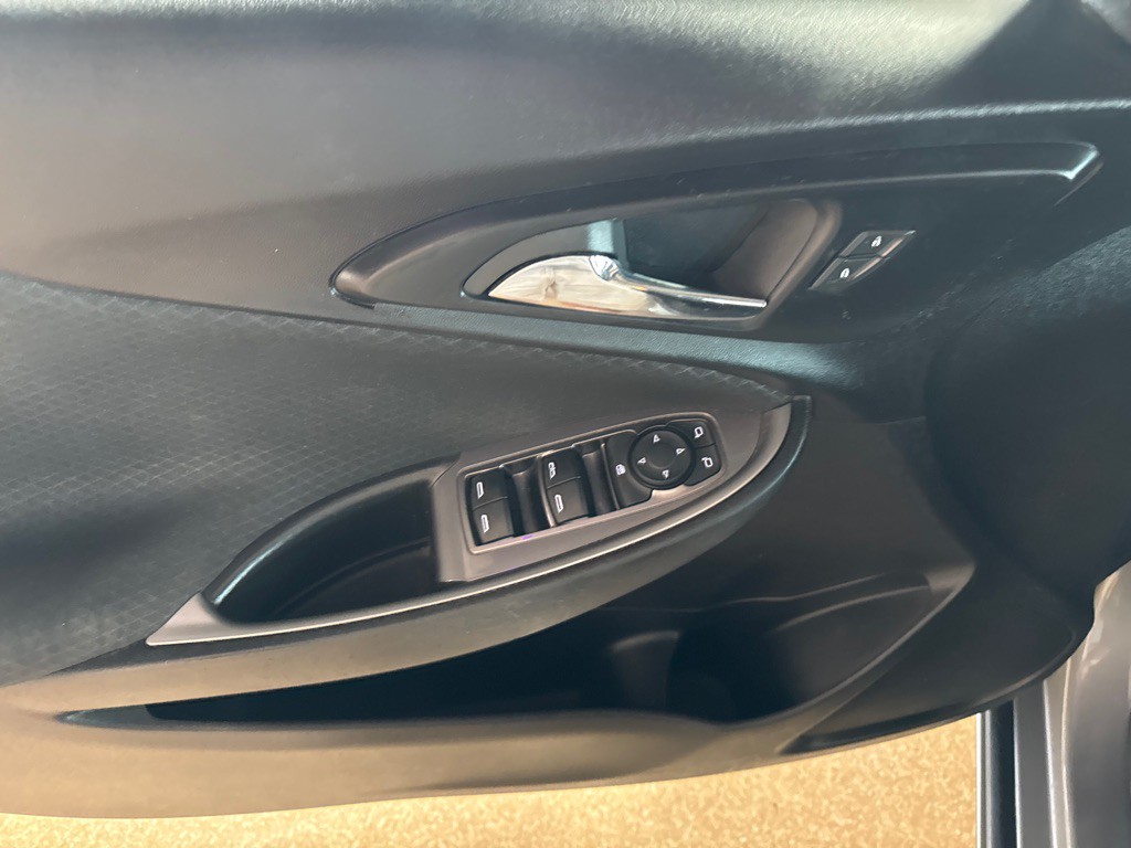 2023 Chevrolet Malibu Image 11