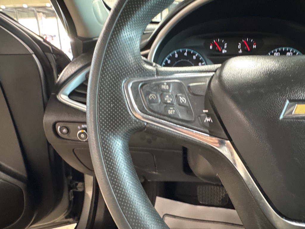 2023 Chevrolet Malibu Image 12